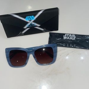 - NWOT Diff Star Wars sunglasses